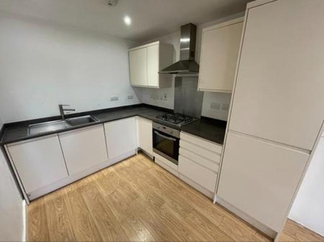 Apartment to rent in Bedford Heights, 2 Old Bedford Road, Luton, LU2 | Leaders