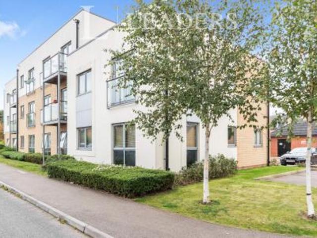Apartment to rent in Birdwing Walk, Stevenage, Hertfordshire, SG1 | Leaders