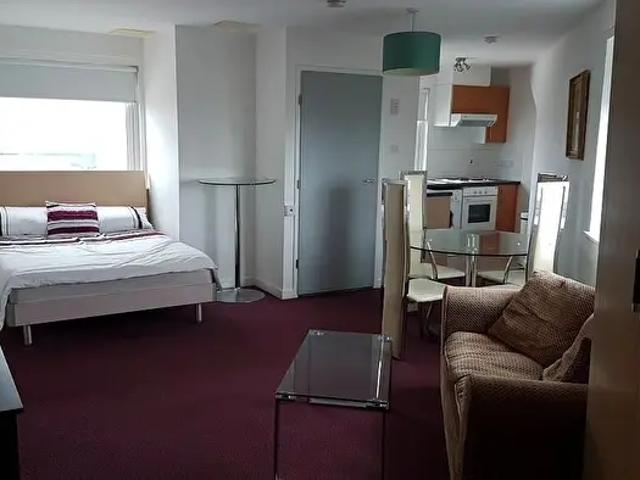 Apartment To Rent In Blackfriars Road, Glasgow, G1