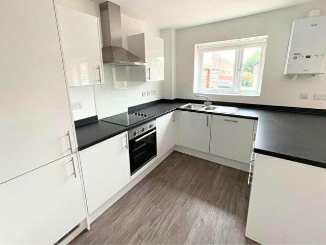 Apartment To Rent In Blanchfort Close, Tile Hill, Coventry, West Midlands, CV4