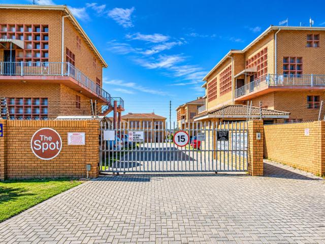 Apartment to rent in Bluewater Bay, Port Elizabeth, Gqeberha