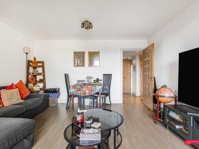 apartment to rent in Blythe Road, West Kensington, London, W14