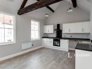 Apartment to rent in Broad Street, Worcester, WR1 | Leaders