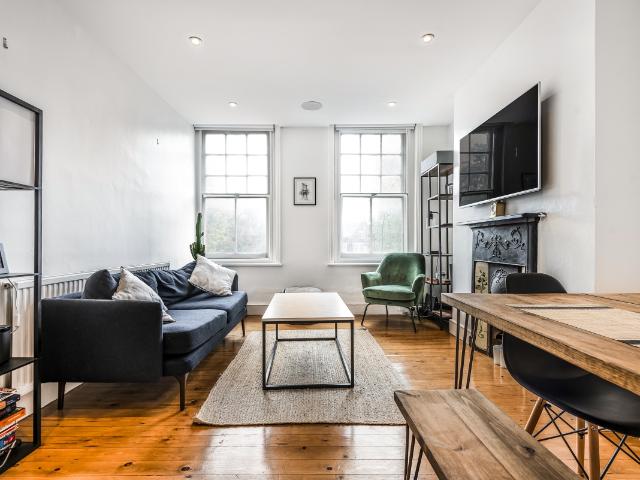 apartment to rent in Brixton Hill, London, SW2