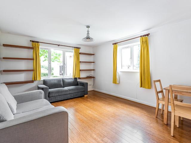 apartment to rent in Bunning Way, Barnsbury, Islington, N7