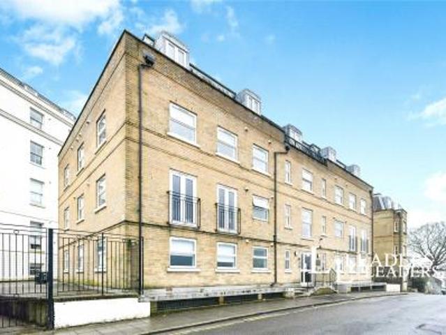 Apartment to rent in Buckingham Place, Brighton, East Sussex, BN1 | Leaders