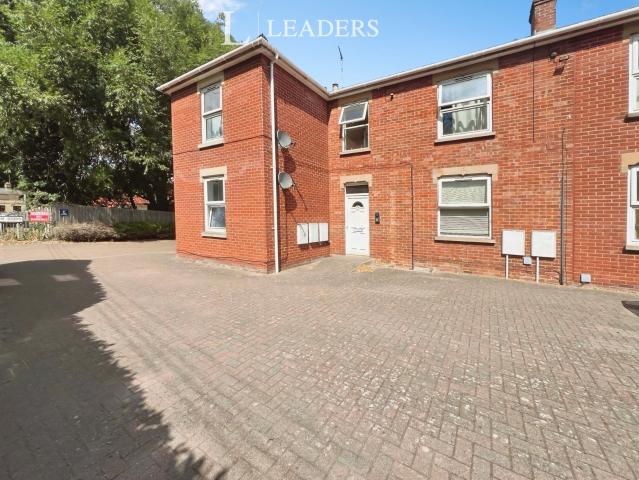Apartment to rent in Bury Road, Stowmarket, IP14 | Leaders
