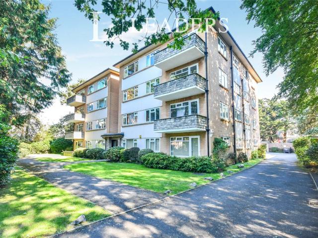 Apartment to rent in Burford Court, 2 Manor Road, Bournemouth, BH1 | Leaders