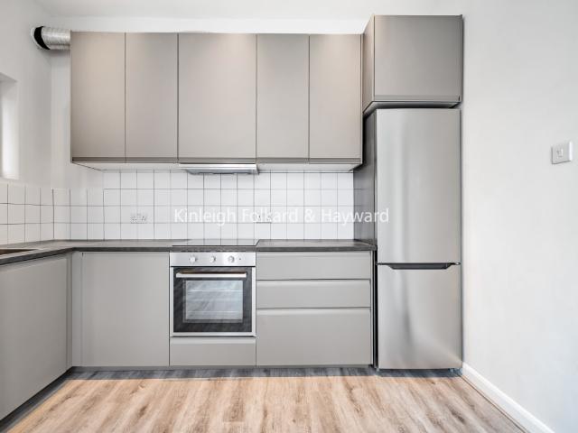 apartment to rent in Catford Hill, Catford, London, SE6