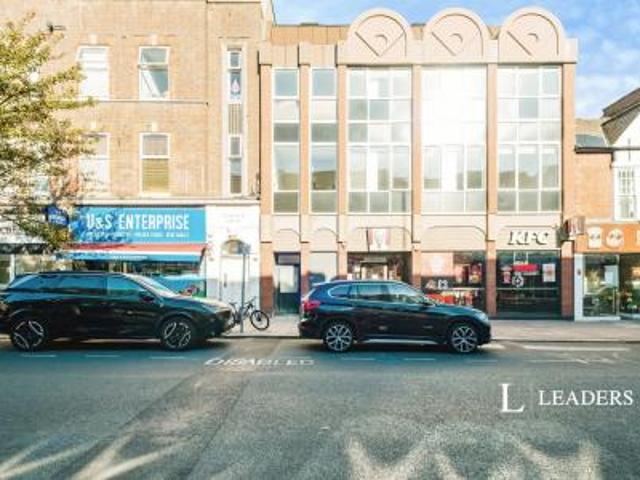 Apartment to rent in Chapel Road, Worthing, West Sussex, BN11 | Leaders