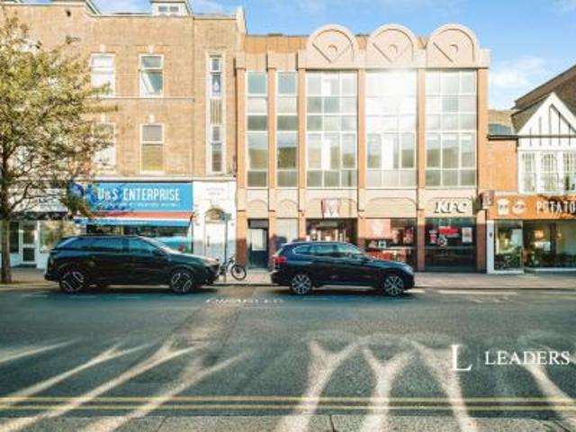 Apartment to rent in Chapel Road, Worthing, West Sussex, BN11 | Leaders