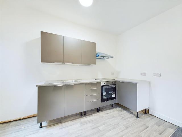 apartment to rent in Chapel Road, Grassmoor, Chesterfield