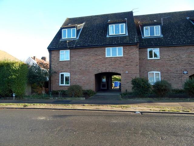 Apartment to rent in Christopher Court, Malbrook Road, Norwich, NR5 | Leaders