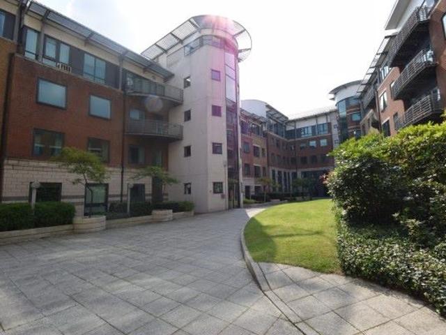 apartment to rent in City South, City Road East, Manchester, M15 4QE