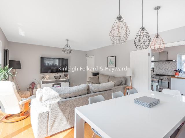 apartment to rent in Colin Close, West Wickham, Kent, BR4