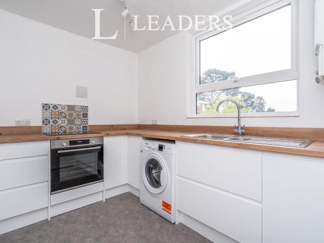 Apartment to rent in Coxford Road, Southampton, SO16 | Leaders