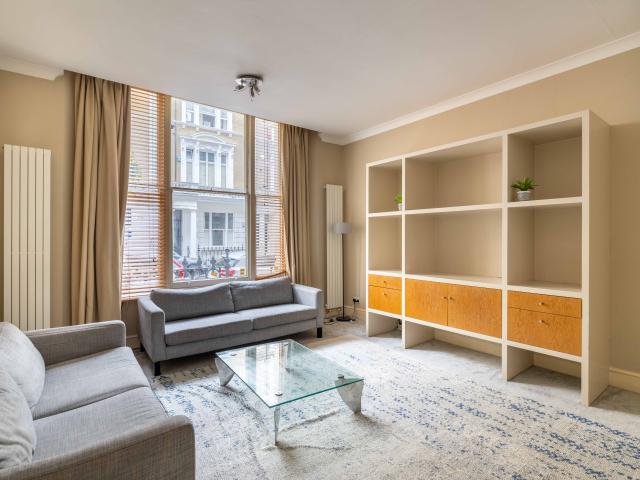 apartment to rent in Clanricarde Gardens, Notting Hill, London, W2