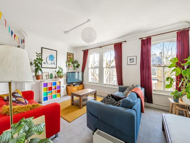 apartment to rent in Dalyell Road, Brixton, London, SW9