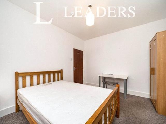 Apartment to rent in Denbigh Street, Chester, Cheshire, CH1 | Leaders