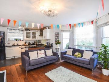 apartment to rent in Disraeli Road, Putney, London, SW15
