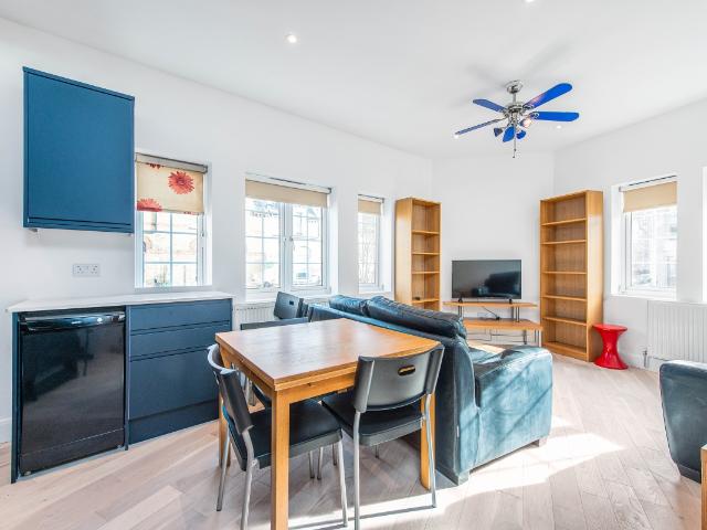apartment to rent in Doric Way, Euston, London, NW1