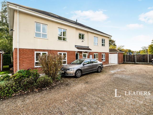Apartment to rent in East Lodge, Harvey Lane, Norwich, NR7 | Leaders