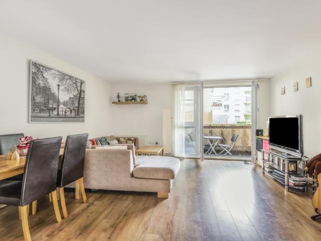 apartment to rent in Eden Grove, Holloway, London, N7