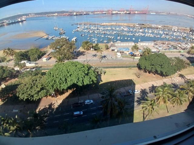 Apartment To Rent in Esplanade, Durban, KwaZulu Natal