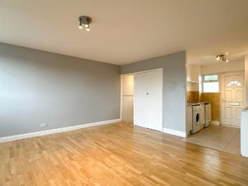 apartment to rent in Fairlawn Park, London, SE26