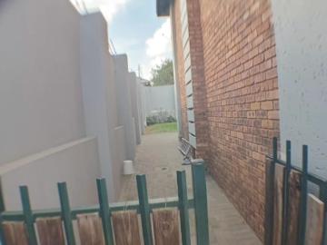 2 Bedroom apartment to rent in Farrar Park, Boksburg