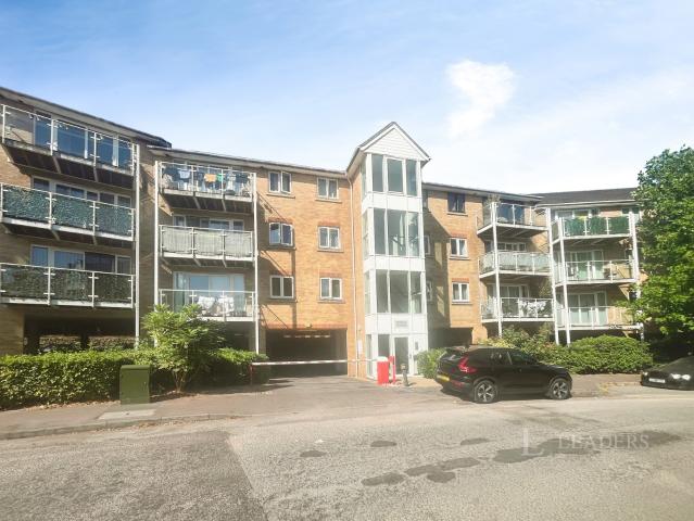 Apartment to rent in Foxglove Way, Luton, LU3 | Leaders