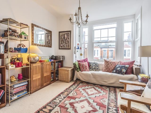 apartment to rent in Gartmoor Gardens, London, SW19