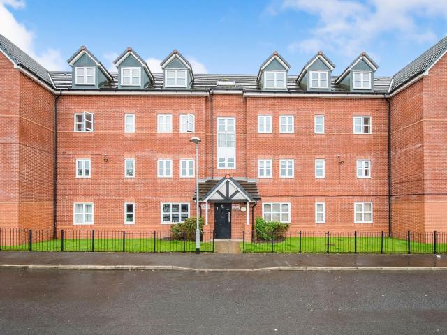 Apartment to rent in Gas Street, Platt Bridge, Wigan, WN2 | Leaders