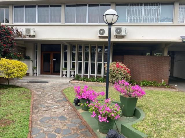 Apartment to rent in Glenwood, Durban