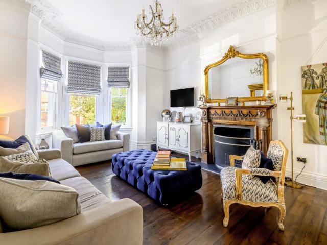 apartment to rent in Grosvenor Gardens, London, N10