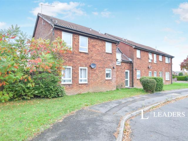 Apartment to rent in Gunville Crescent, Bournemouth, BH9 | Leaders