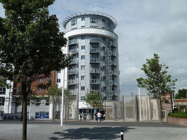 Apartment to rent in Gunwharf Quays, Portsmouth, Hampshire, PO1 | Leaders