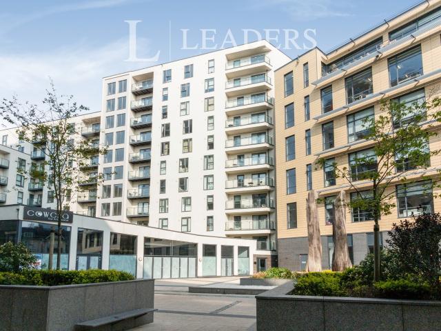 Apartment to rent in Guildford Road, Woking, GU22 | Leaders