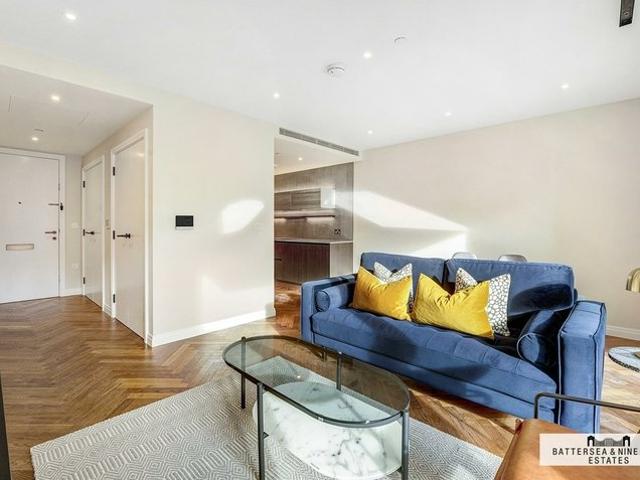 Apartment to rent in Hampton House, Kings Road Park, SW6
