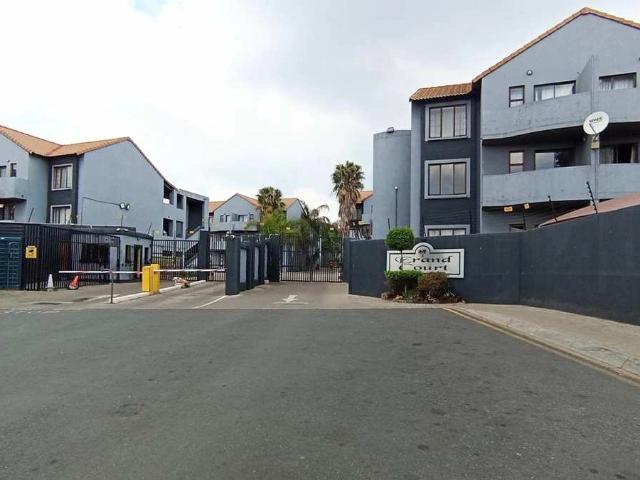Apartment to Rent in Halfway Gardens