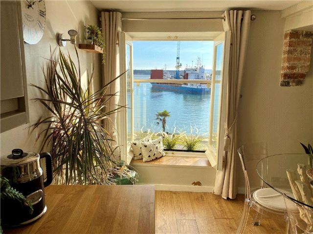 Apartment to rent in Hennings Wharf, The Quay, Poole, BH15 | Leaders