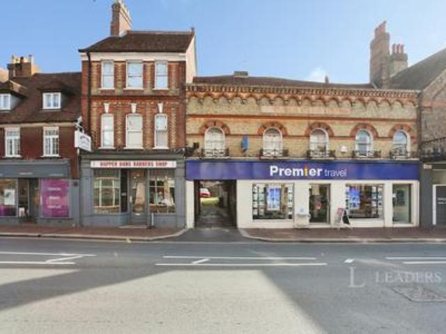 Apartment to rent in High Street, Tonbridge, Kent, TN9 | Leaders