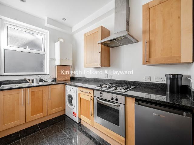 apartment to rent in High Street, Beckenham, BR3