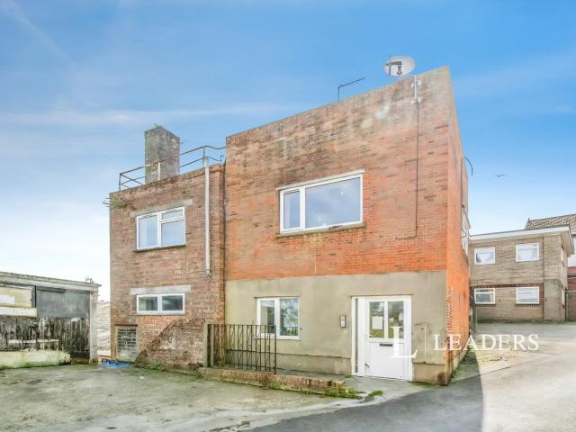 Apartment to rent in High Street, Gorleston, Great Yarmouth, Norfolk, NR31 | Leaders