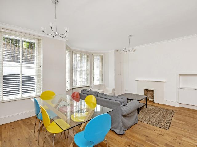 apartment to rent in Hornton Street, Kensington, London, W8