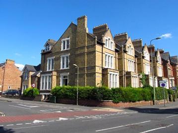Apartment To Rent In Iffley Road, Oxford, OX4
