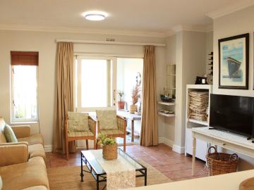Apartment to rent in Keurbooms