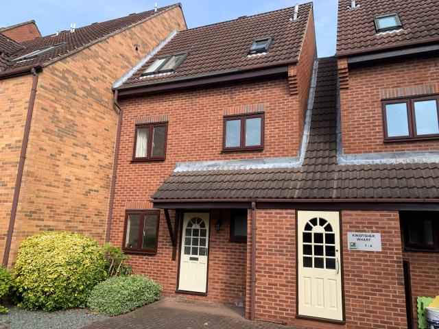 Apartment to rent in Kingfisher Wharf, Nottingham, NG7 | Leaders