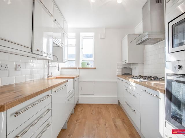 apartment to rent in Kingswood Estate, London, SE21