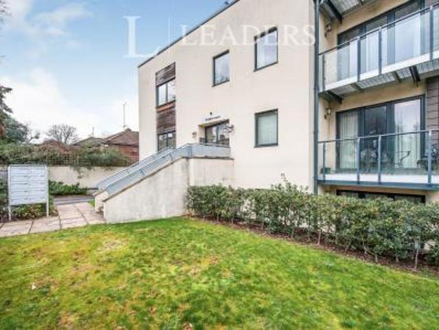 Apartment to rent in Langton Court, 94 Montpellier Terrace, Cheltenham, GL50 | Leaders